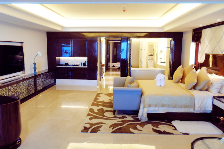 三亚唐拉雅秀酒店(豪华海景沙龙-4晚) | 酒店 | 拉