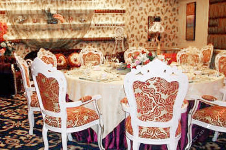 维也纳酒店(深圳春风店)-家庭景观房(会员特惠