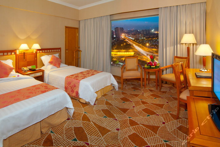 珠海2000年大酒店-豪华双床房(预付)团购-原价