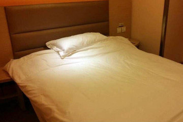 秦皇岛燕山大学附近今日可预约酒店团购,秦皇