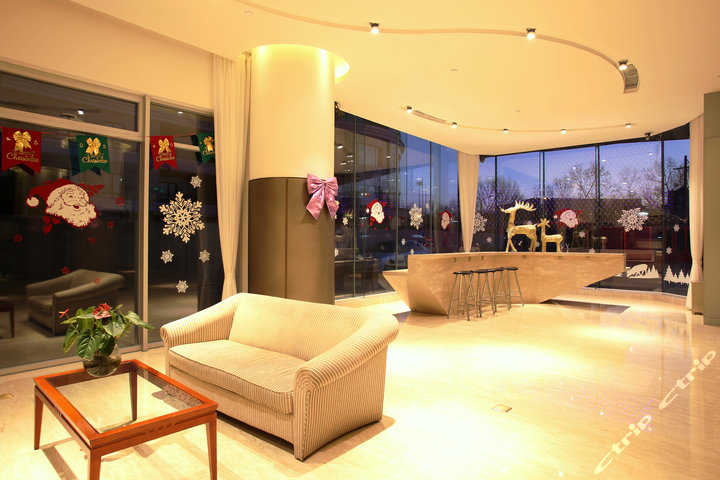 北京金枫酒店-标准间(内宾)[含早]团购-原价0元