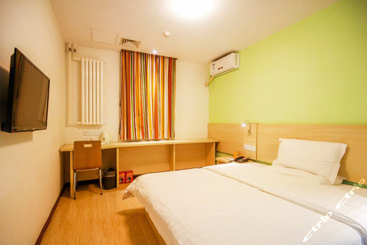 7天连锁酒店北京刘家窑地铁站宋庄路店-大床间