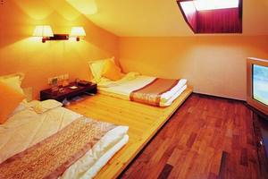 北京温都水城-爱思诺戏雪乐园儿童戏雪套票团