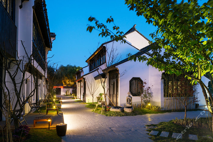 尊享苏州文旅花间堂·山塘人家阊门人家/枕水人家1晚 2份早餐 更多