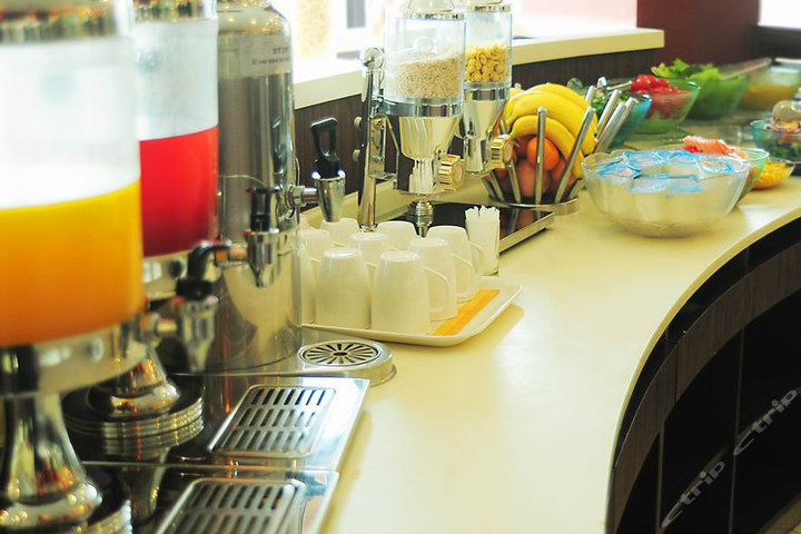 天津泰达开发区宜必思酒店-标准大床房(预付团