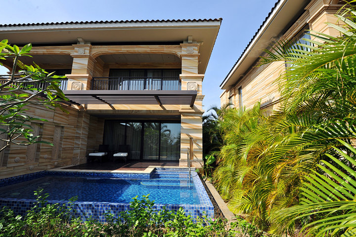 三亚海棠湾康莱德(全海独栋泳池别墅2晚)团购