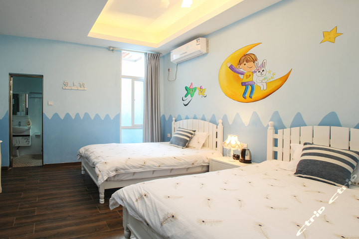 厦门一首歌一个故事客栈-温馨双床房(预付)团购