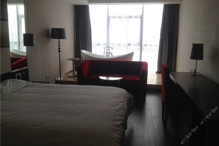 北京橙子公寓-水晶大床团购-原价0元-团购仅售