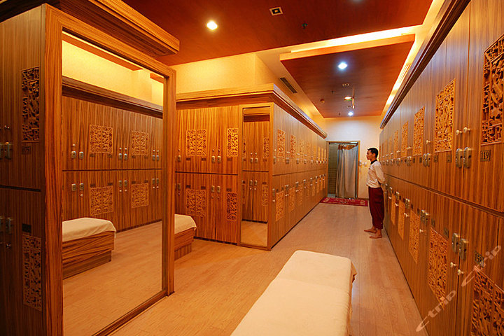 福建阳光假日大酒店-日式楼层豪华大床房团购