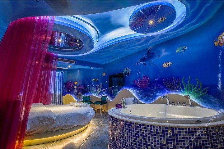 三亚天鹅恋情侣主题酒店-海恋相依团购-原价0