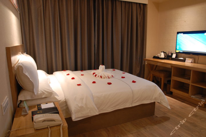 迎商天达酒店(广州广园新村景泰步行街店)-标准