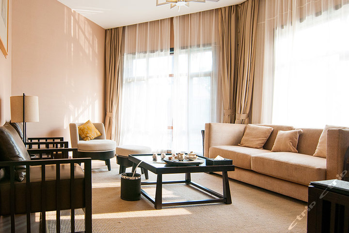 扬州隐居<em>逸扬</em>凤凰岛温泉度假村落-享逸别墅团