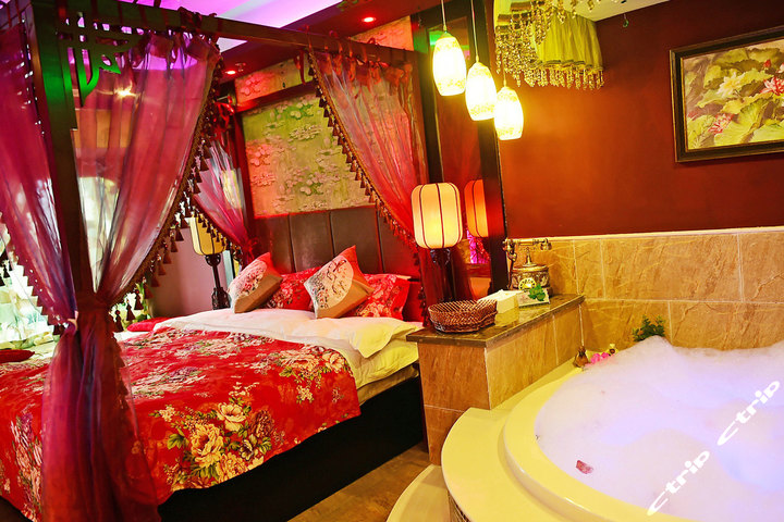 1314情侣主题酒店(重庆北城天街分店)-花好月