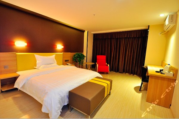 7天优品酒店(大雁塔小寨地铁站店)(精选特优房