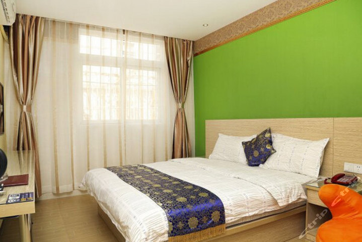 【近塘坑地铁站】尊享深圳凯乐酒店豪华大床房