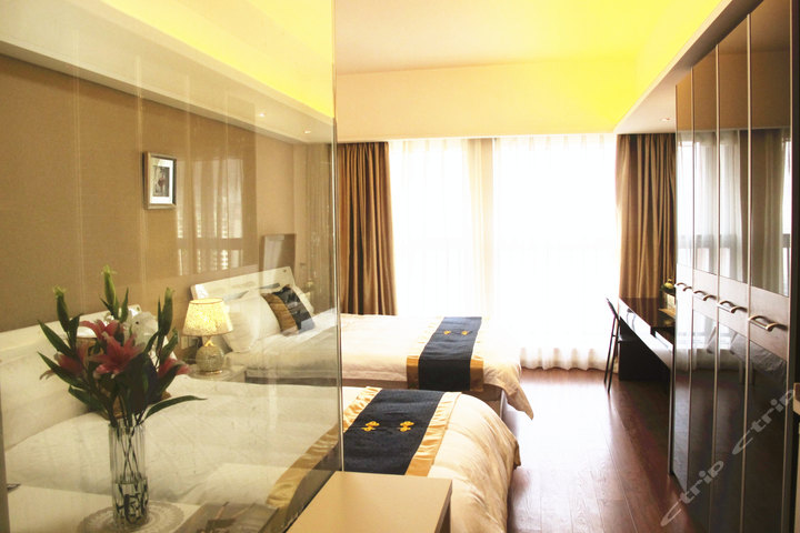 成都居美精品酒店公寓-都市夜景双人床团购-原