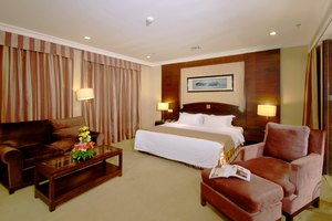 北京金龙建国温泉酒店(温泉门票+搓澡)团购-原