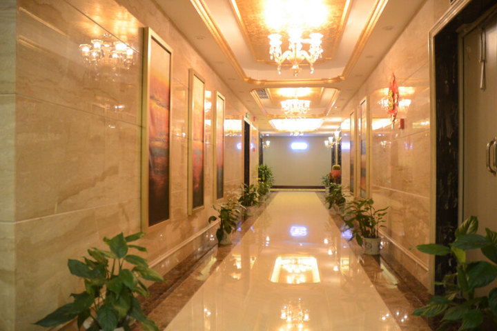 重庆重庆鑫铂斯酒店尊享重庆鑫铂斯酒店特价房