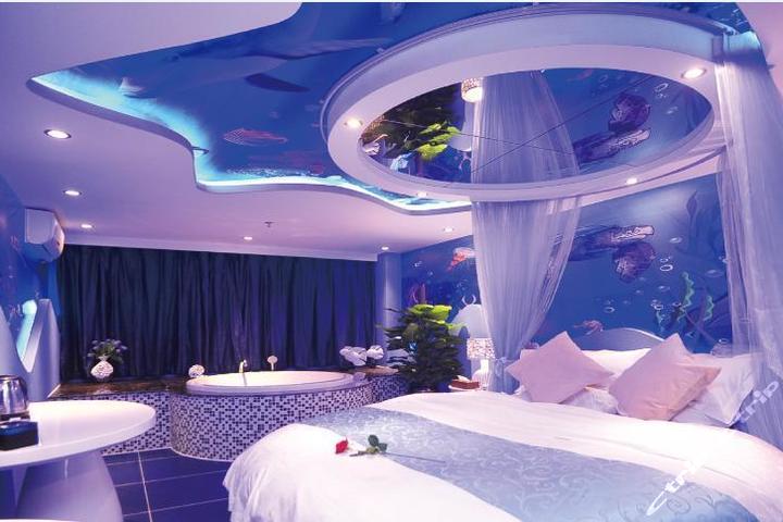 昆明佑咪主题酒店(情调主题房8选1)