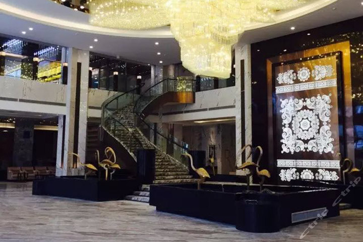 安顺万绿城铂瑞兹酒店-豪华标间[含早]
