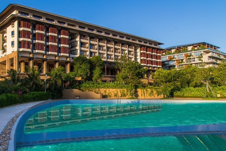 三亚万科森林悦度假村—酒店外车站