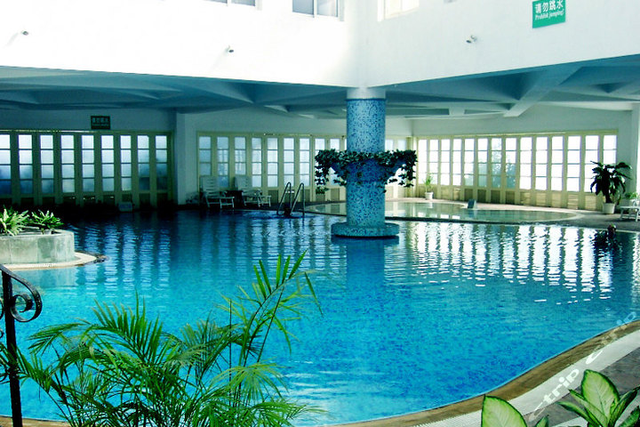 云南滇池温泉花园国际大酒店(湖景房)