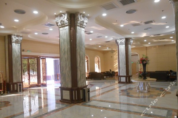 上海来来大酒店(精品房-毗邻莲花路地铁站)团购