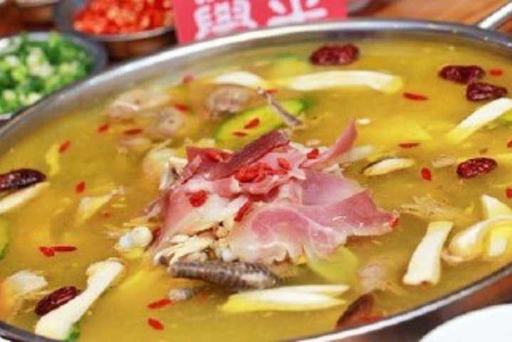 侯记云南天麻火腿鸡