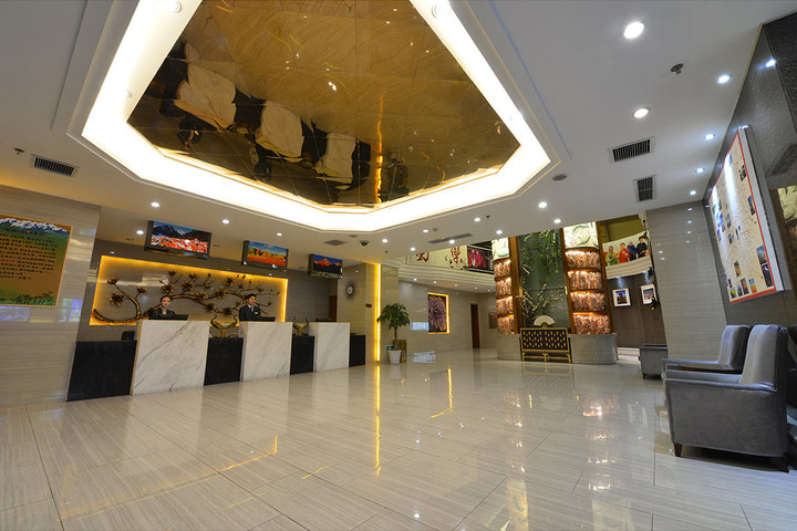 成都四季康成·四川风光摄影酒店-家庭房(尝新特惠)