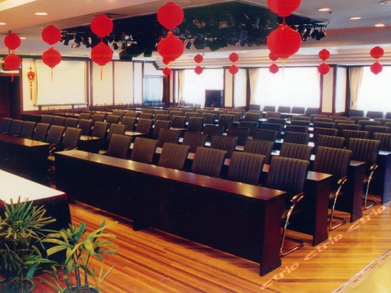 上海市浦东新区川沙镇石皮路25号,上海川沙宾