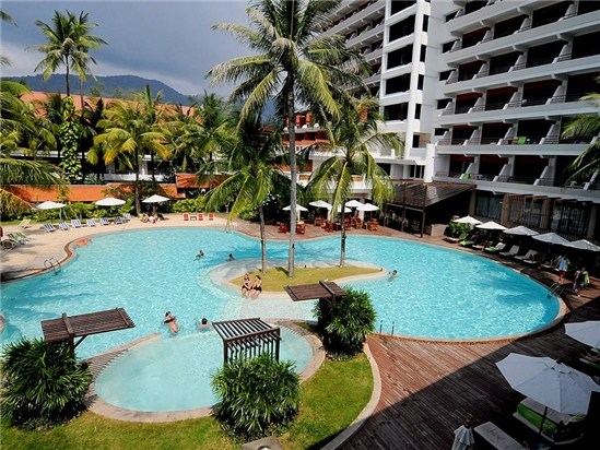 Patong Beach Lodge Phuket(普吉岛芭东海滩花