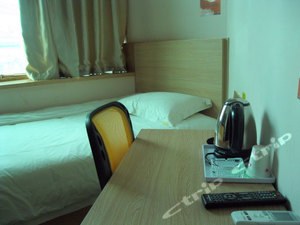 8090旅店连锁(南宁人民友爱店)预订,8090旅店