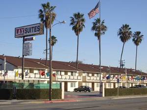 inglewood hotels with airport shuttle bus service