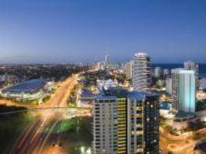 Meriton Serviced Apartments - Broadbeach(ͨƵʽԢ - ̲)