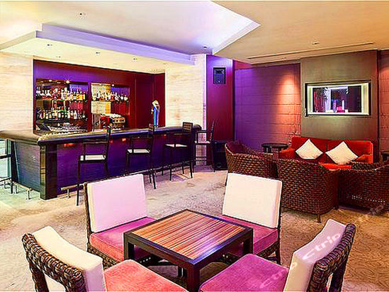 上海外高桥皇冠假日酒店预订-上海外高桥皇冠