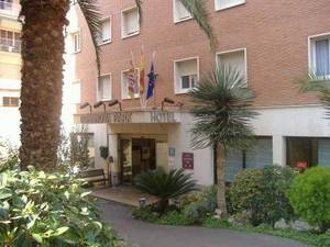 巴塞罗那经济酒店预订及价格查询-西班牙巴塞