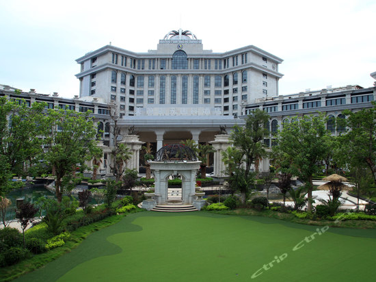 sun palace hotel