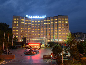 黄山城隍庙附近华美达距离最近酒店预订,价格