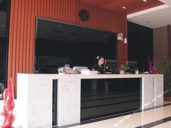 百富快捷酒店(荆州草市店)预订,百富快捷酒店(