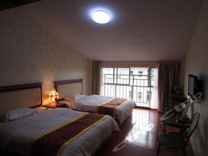 <em>武隆仙女山黄金楼饭店</em>预订,<em>武隆仙女山黄金楼</em>