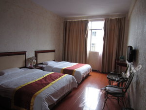 <em>武隆仙女山黄金楼饭店</em>预订,<em>武隆仙女山黄金楼</em>