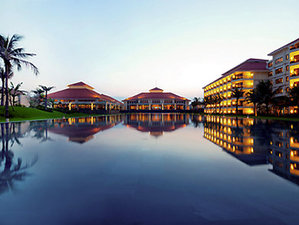 Pullman Danang Beach Resort (previous Lifestyle Resort)(᭸ۺ̲ȼپƵ)