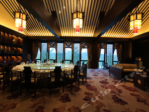 阆中锦元张飞国际酒店
