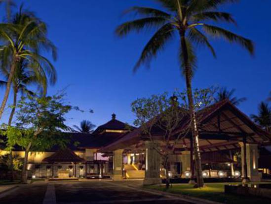 泛太平阳尼尔瓦纳巴厘岛假日酒店Pan Pacific