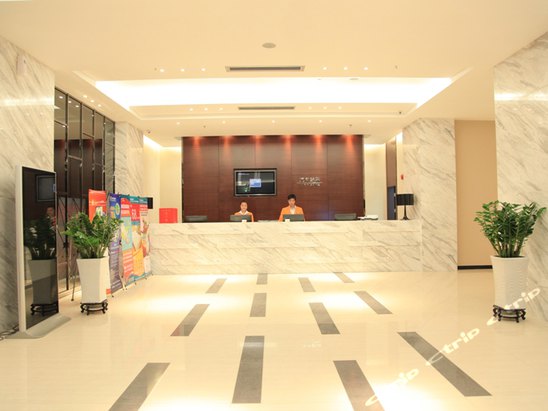 城市便捷酒店(深圳龙华汽车站店)图片及房间照