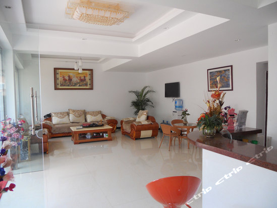 大单间-瑞兴酒店(昆明长水机场店) 大单间-携程