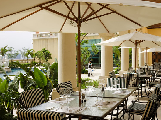 中秋节第二天到达的,我们从机场…-澳门十六浦