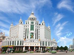 泸州阿斌烫染会所精品店附近距离最近酒店预订