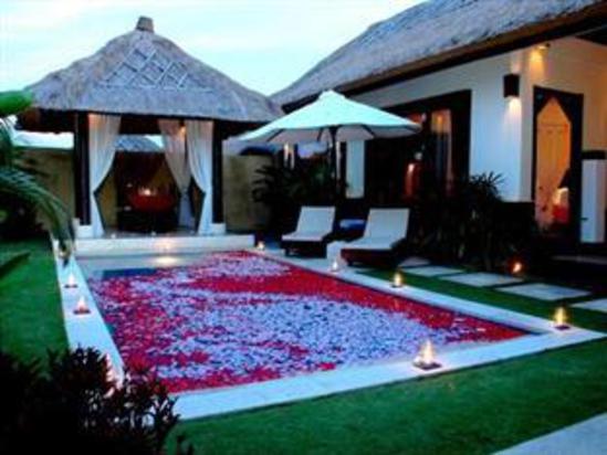 巴厘岛梅丽塔别墅酒店Bali Merita Villa预订及价