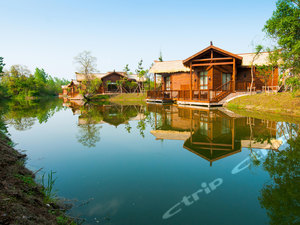 扬州隐居<em>逸扬</em>凤凰岛温泉度假村落图片及房间照